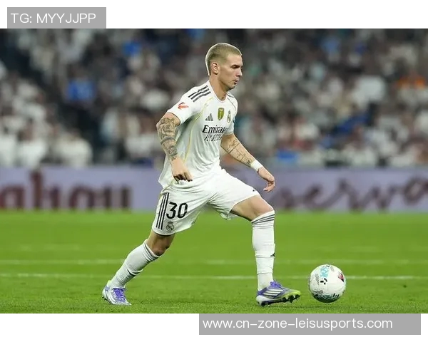 皇马关注马斯坦托诺伤情训练将专注下肢与核心力量提升