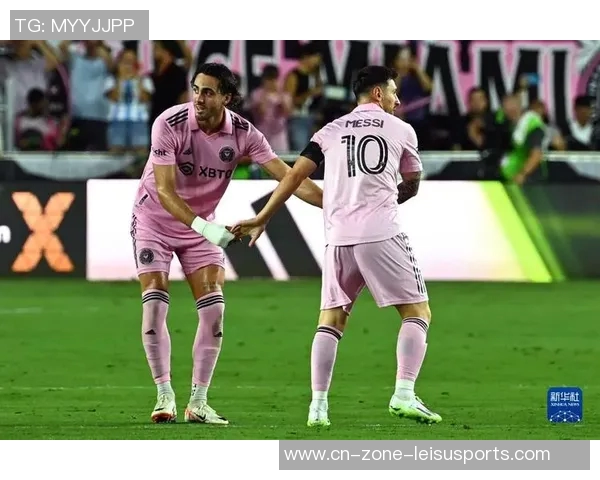 梅西杯首届赛事在迈阿密举行梅西亲临观战河床对阵巴萨